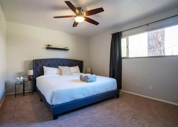 Holiday home Modern 2br In Location With Pool Access Mesa